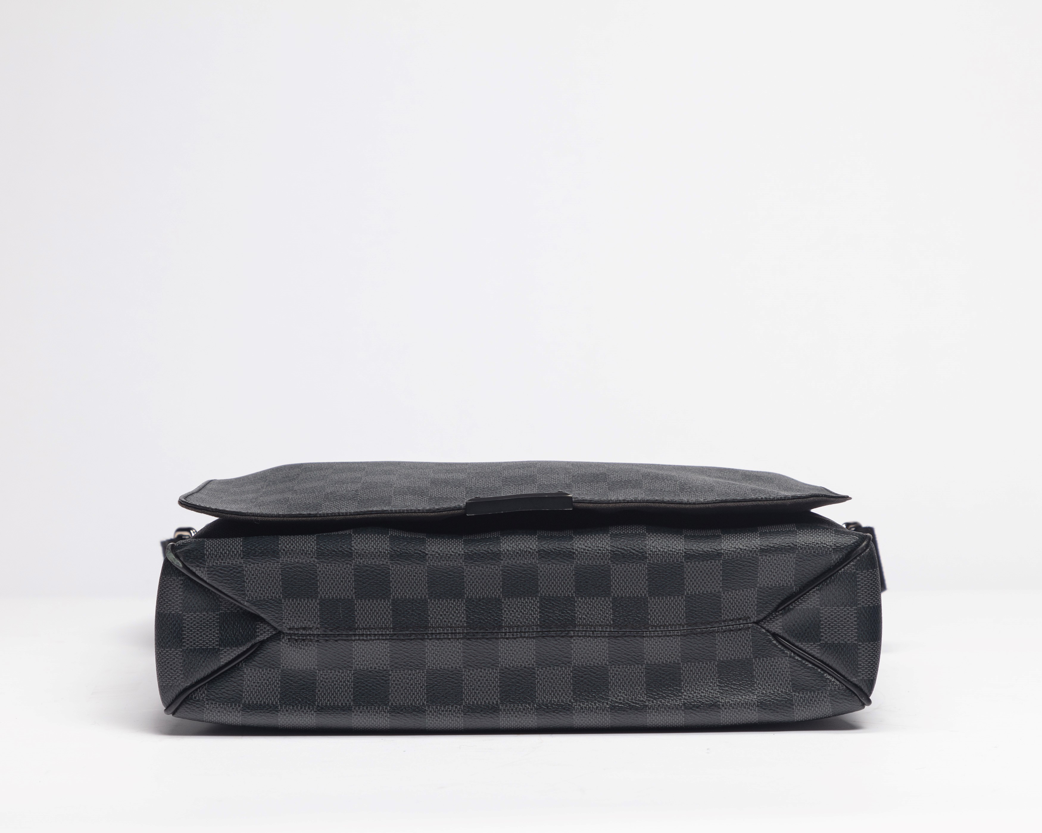 Louis Vuitton - Borsa a tracolla District PM, tela damier grafite, 2016
