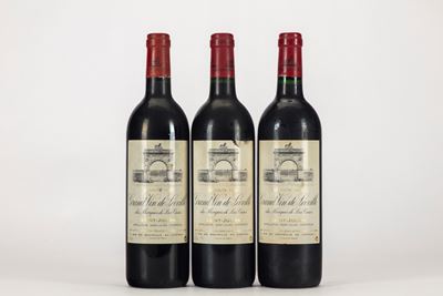Chateau Leoville-las Cases Grand Vin De Leoville (3 Bt)