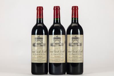 Chateau Leoville-las Cases Grand Vin De Leoville (3 Bt)