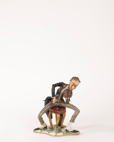 Scultura in Porcellana Policroma Raffigurante Violinista, Fine Secolo XIX-inizi Secolo XX