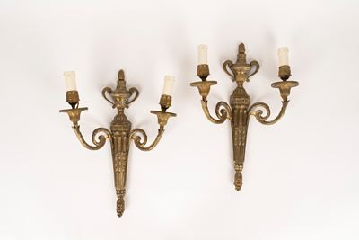 Coppia di Applique in Bronzo Dorato in Stile Luigi XVI