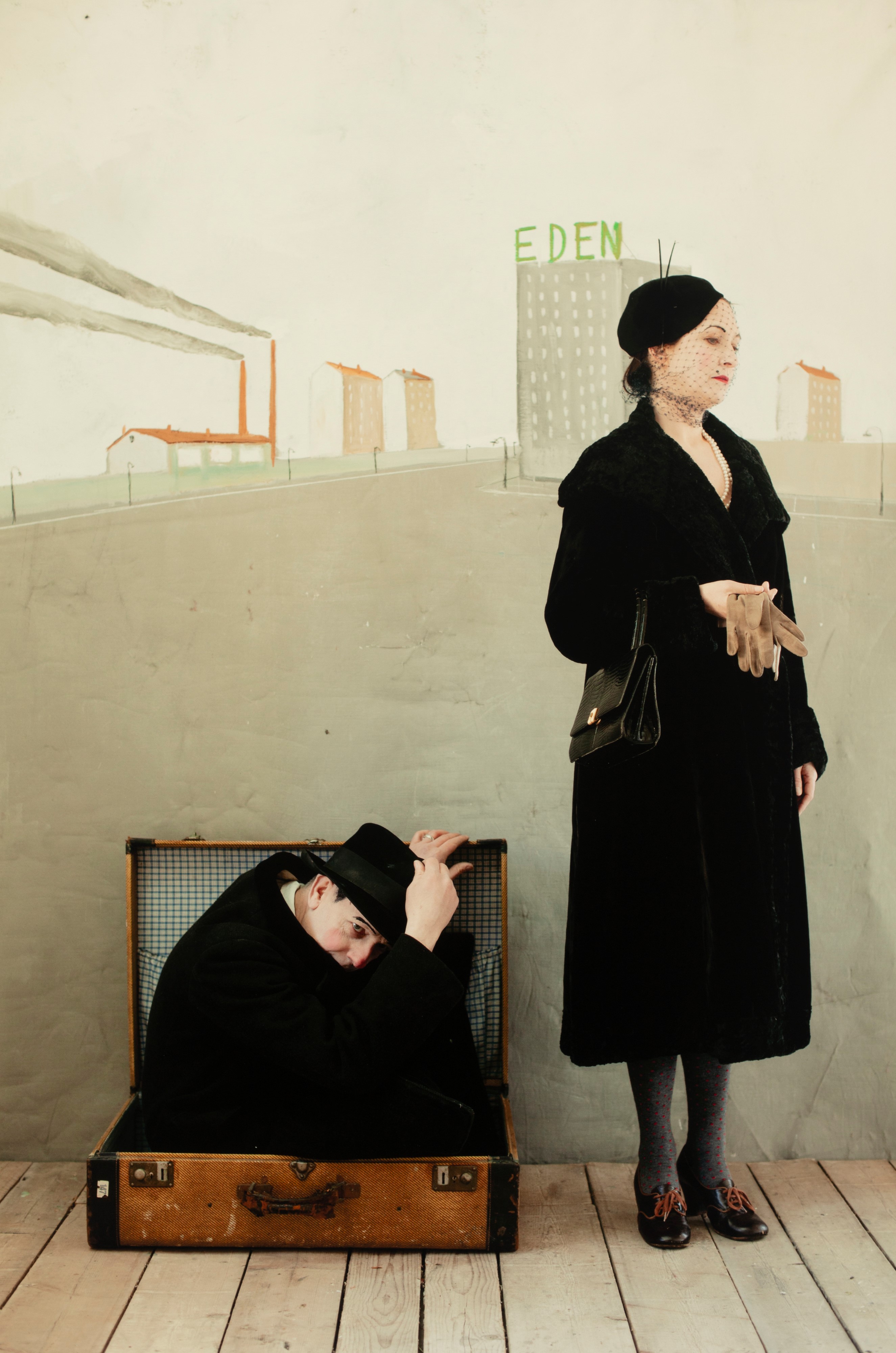 The man in the suitcase #2