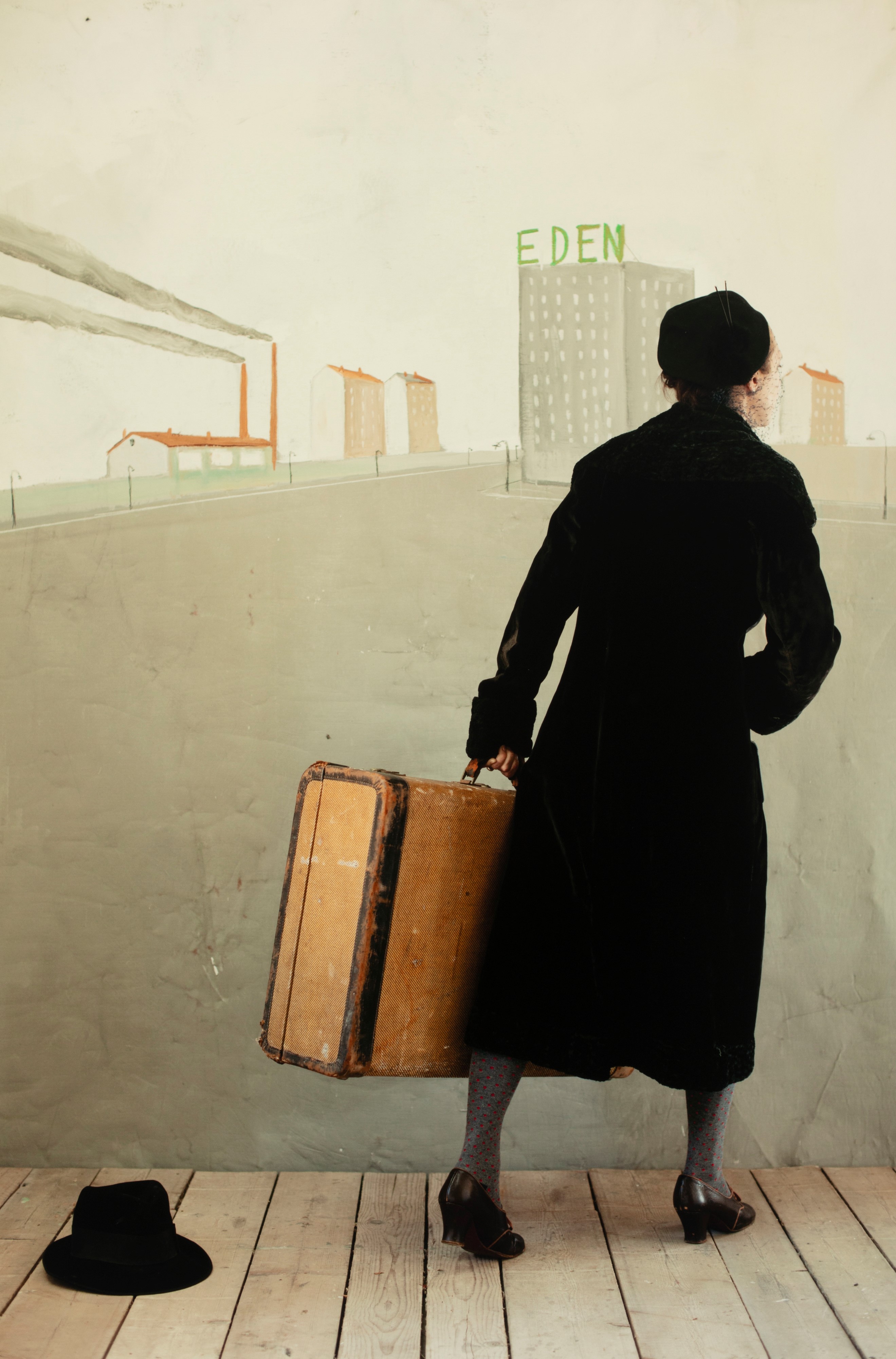 Paolo Ventura - The Man in The Suitcase #2