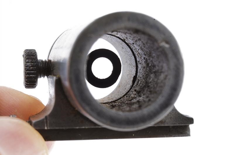 Carabina "bench rest" a luminello da tiro firmata C.L. Badger, con accessori