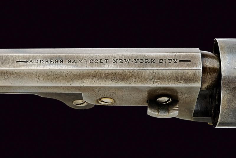 Colt Model 1851 Navy Revolver con marchi militari