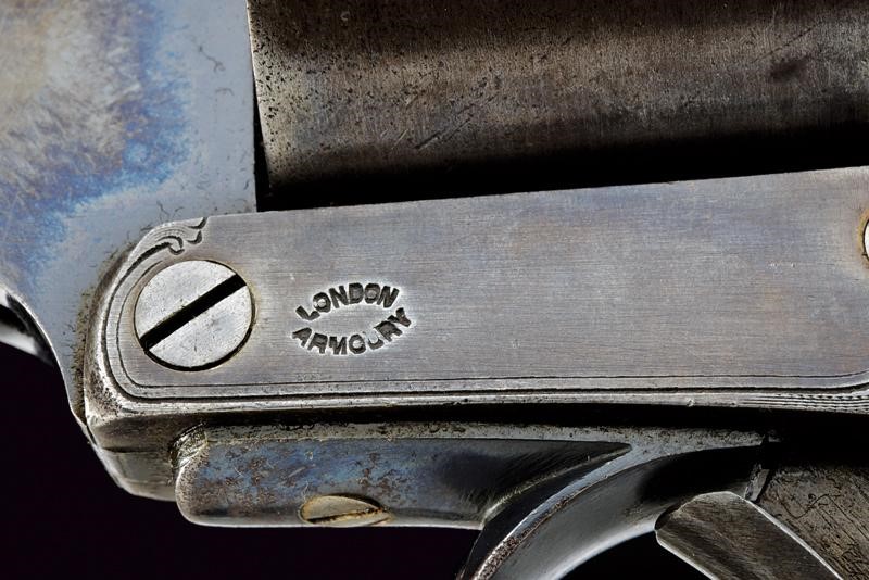 Revolver Kerr a luminello della London Armoury Company