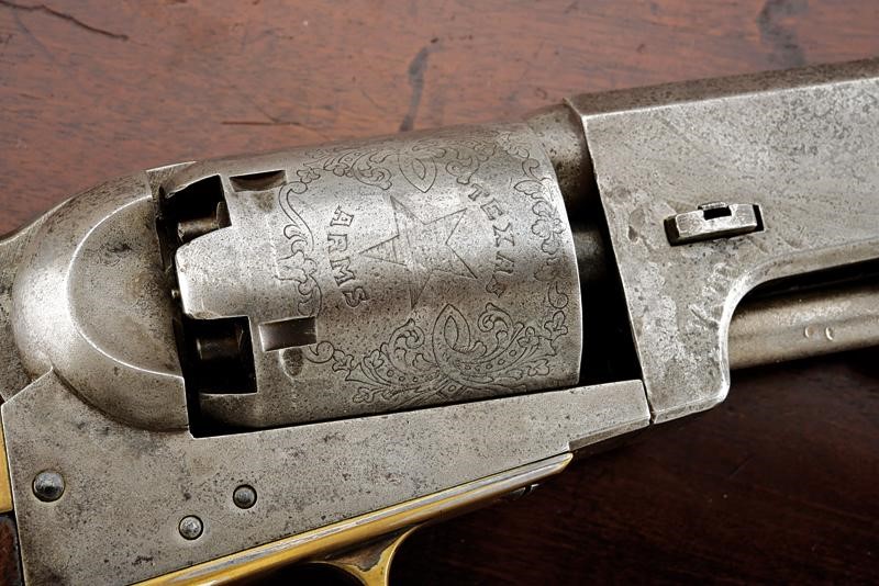 Revolver a Luminello Tipo Colt Dragoon con Cassetta