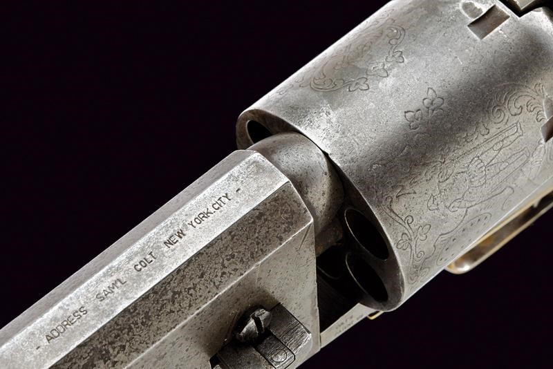 Revolver a luminello tipo Colt Dragoon con cassetta