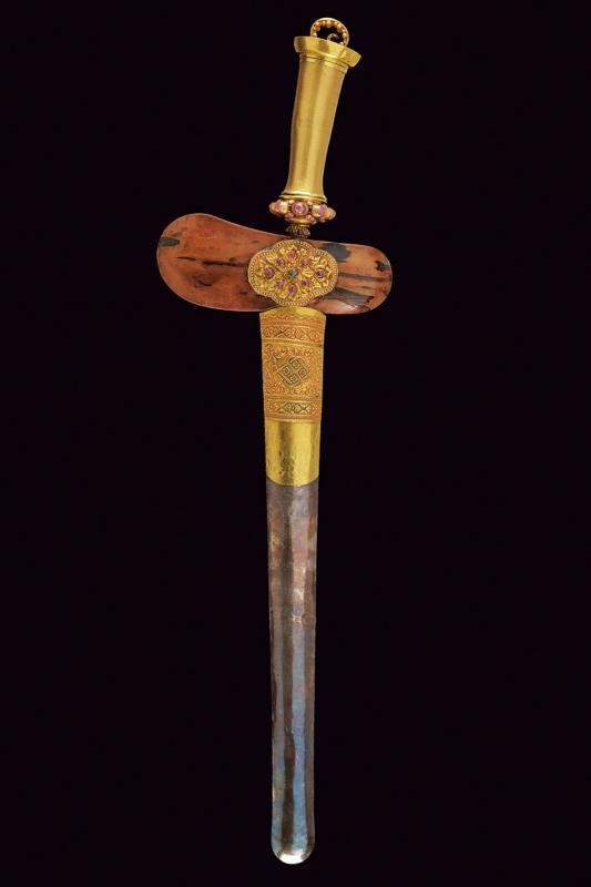 Straordinario kris con fornimenti in oro, argento e pietre dure