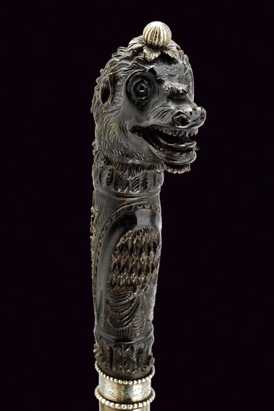 Bellissimo e raro coltello con fornimenti in argento in scatola