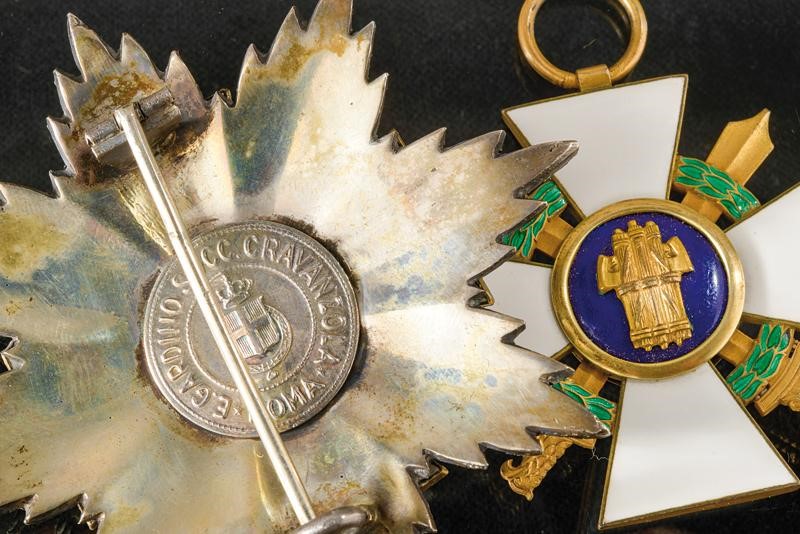 Ordine Civile e Militare Dell'aquila Romana
