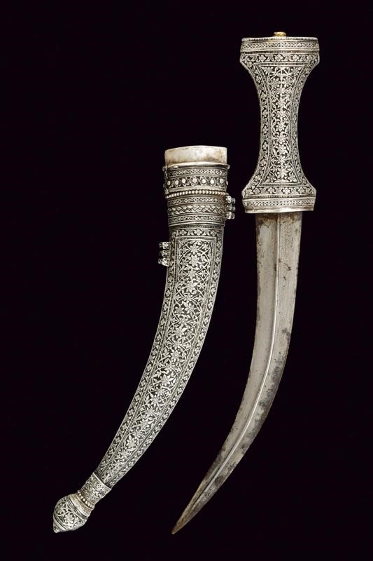 Bellissima Jambiya con Fornimenti in Argento