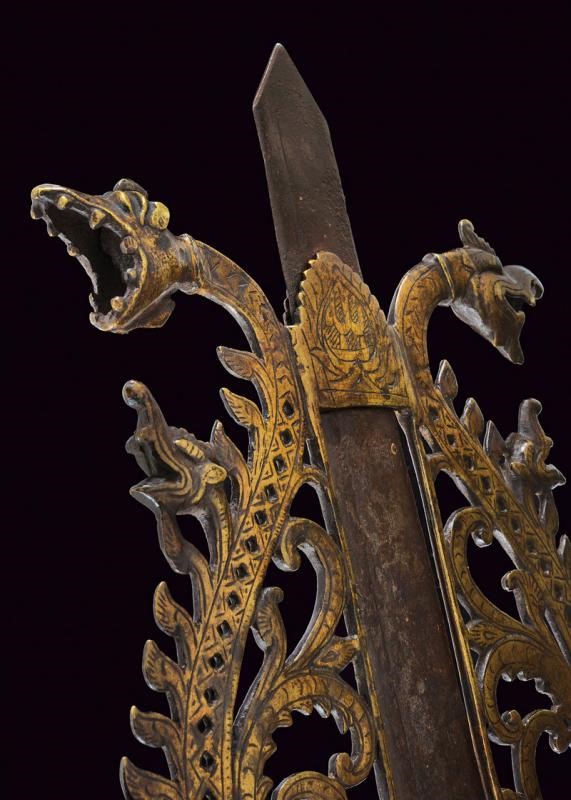 Raro Alam (finial)