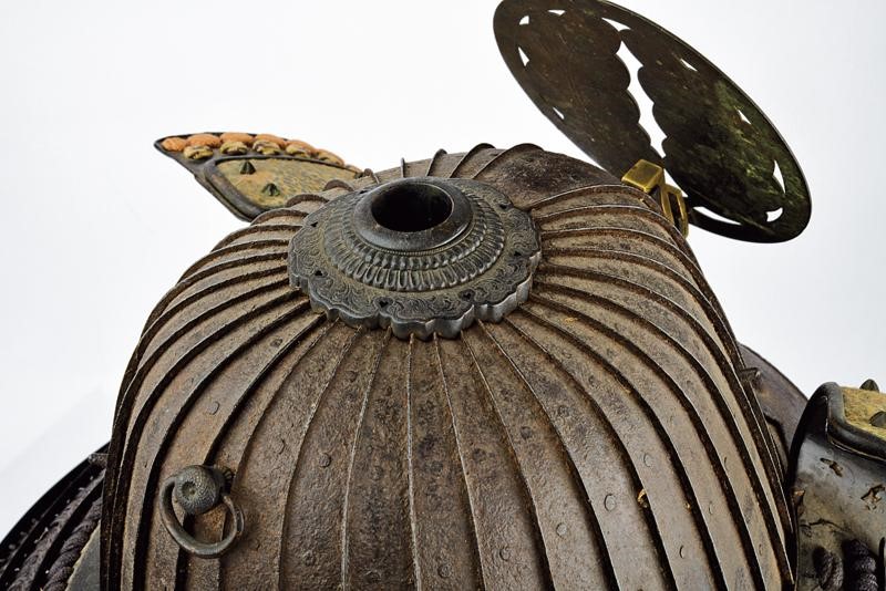 Suji Bachi Kabuto