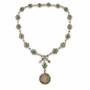 Collana con pendente in argento