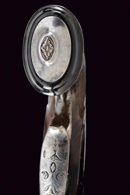 Elegante Pistola da Ufficiale Priva di Batteria