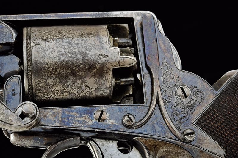 Revolver Tranter a Luminello di H. Vincent & Son, in Cassetta