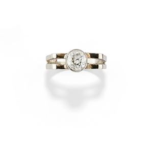 Anello in oro bianco 18K e diamante taglio vecchio ct 1,00