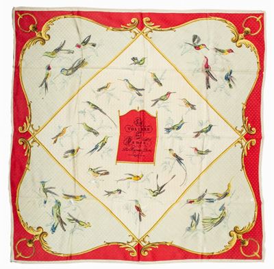 Lotto Composto da Due Foulard