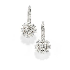 Orecchini in oro bianco 18K e diamanti taglio brillante ct 2,50