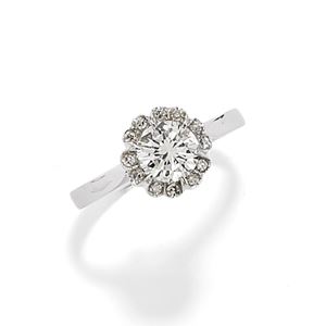 Anello con diamanti