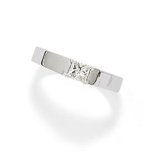 Anello in oro bianco 18K e diamante taglio princess ct 0,20
