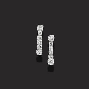 Orecchini in oro bianco 18K e diamanti taglio brillante ct 2,00