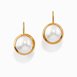 A 18K yellow gold and mab&#233; pearl earrings