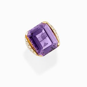Anello con ametista e diamanti