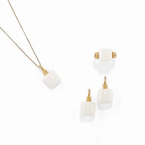 A 18K rose gold, white agate and diamond demi parure, ring, necklace and earrings.