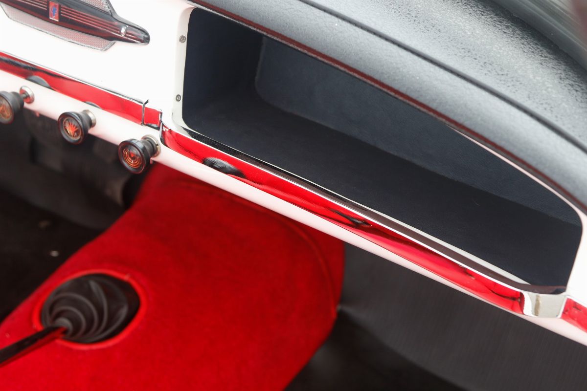 Alfa Romeo - Giulietta Spider (pinin Farina)