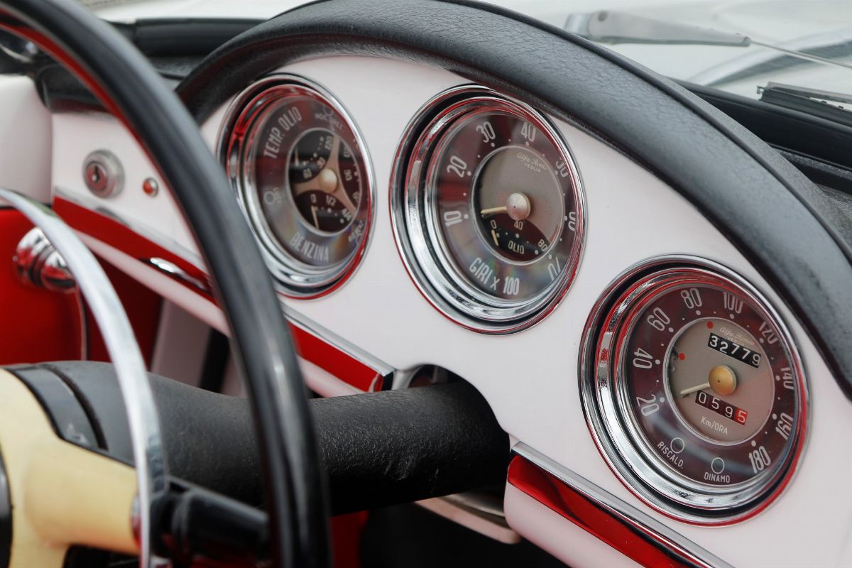 Alfa Romeo - Giulietta Spider (pinin Farina)