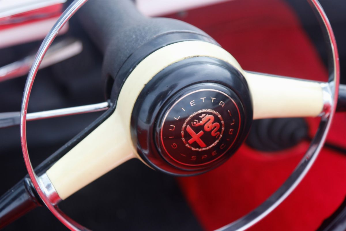 Alfa Romeo - Giulietta Spider (pinin Farina)