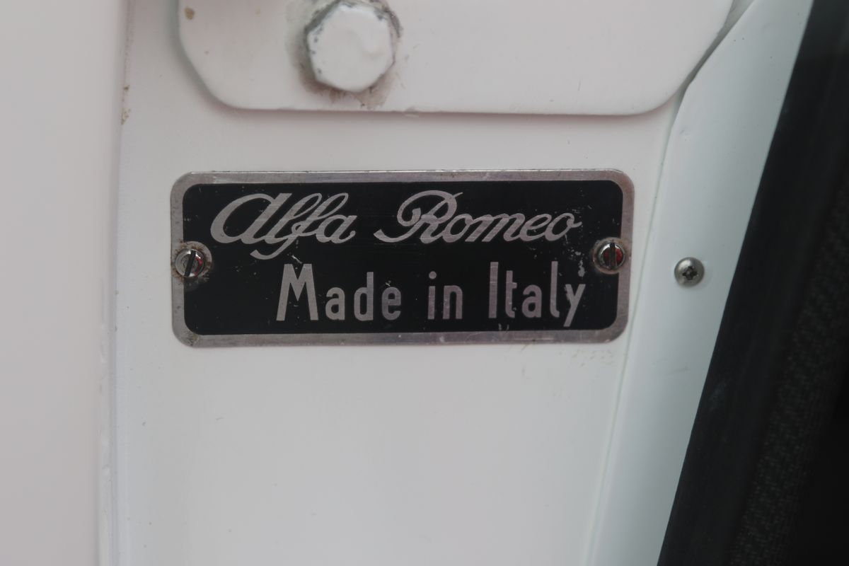 Alfa Romeo - Giulietta Spider (pinin Farina)