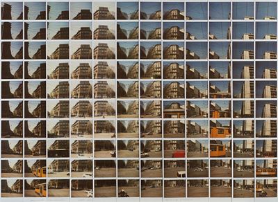 Largo d'Ancona, Milano, 120 polaroid montate a mosaico