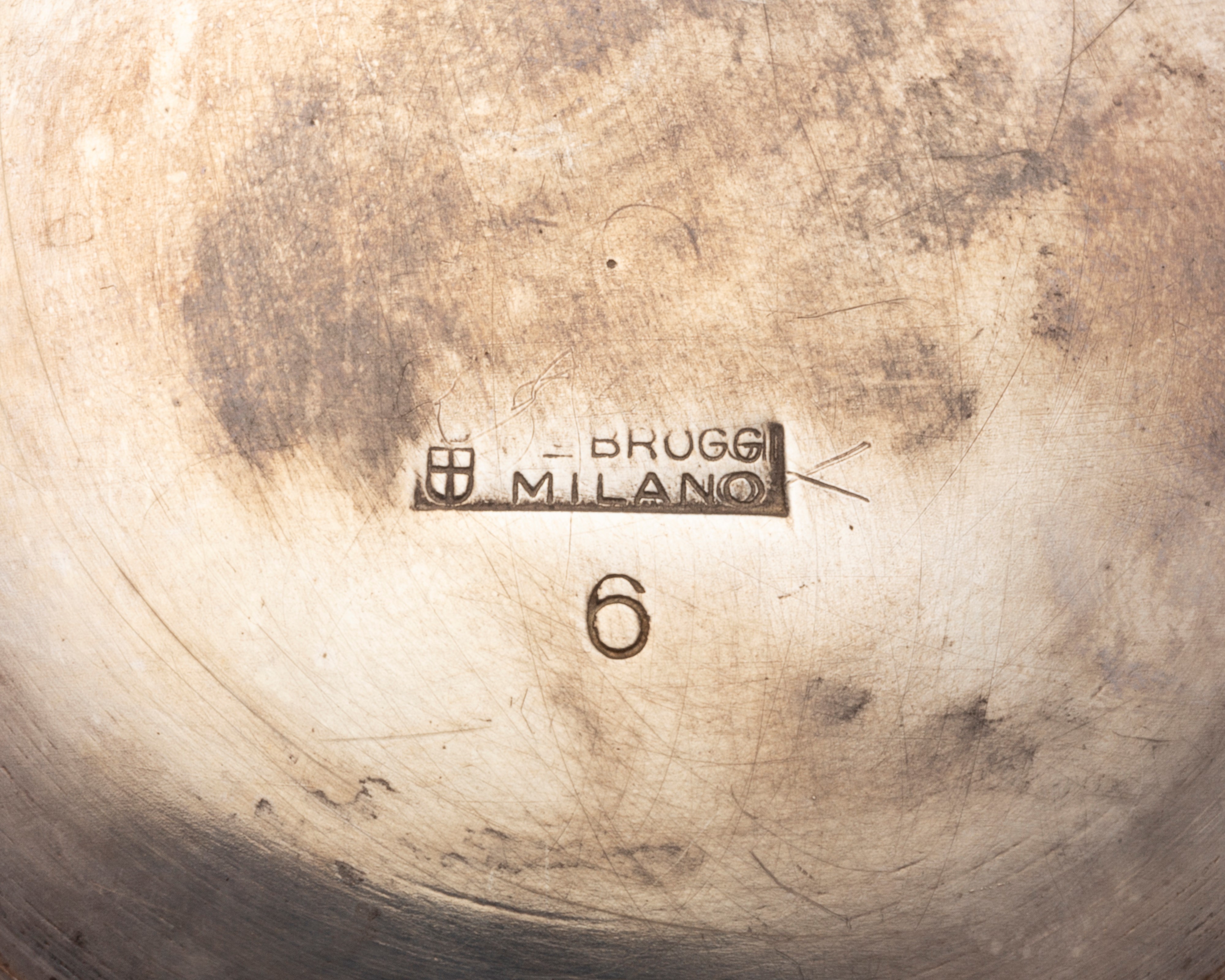 Gruppo di sei oggetti