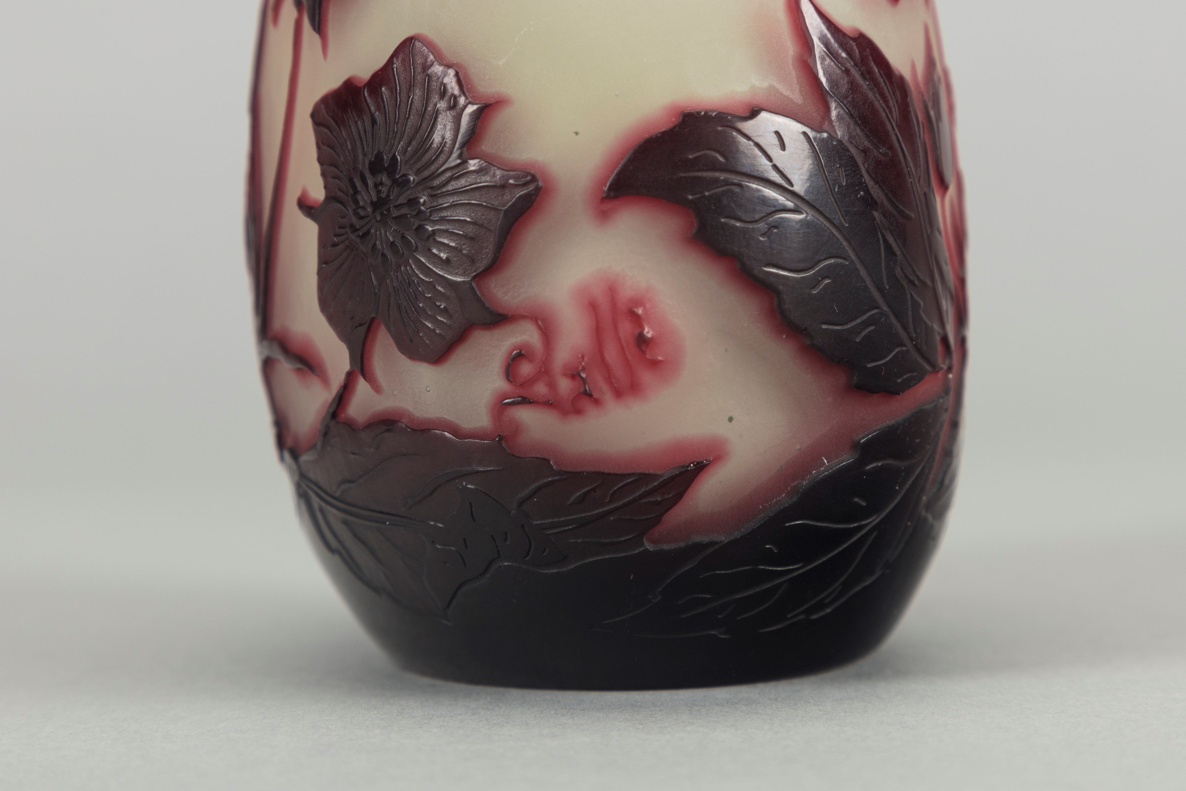 Émile Gallé - Vaso a Fiasca Com Bocca in Forma di Barchetta