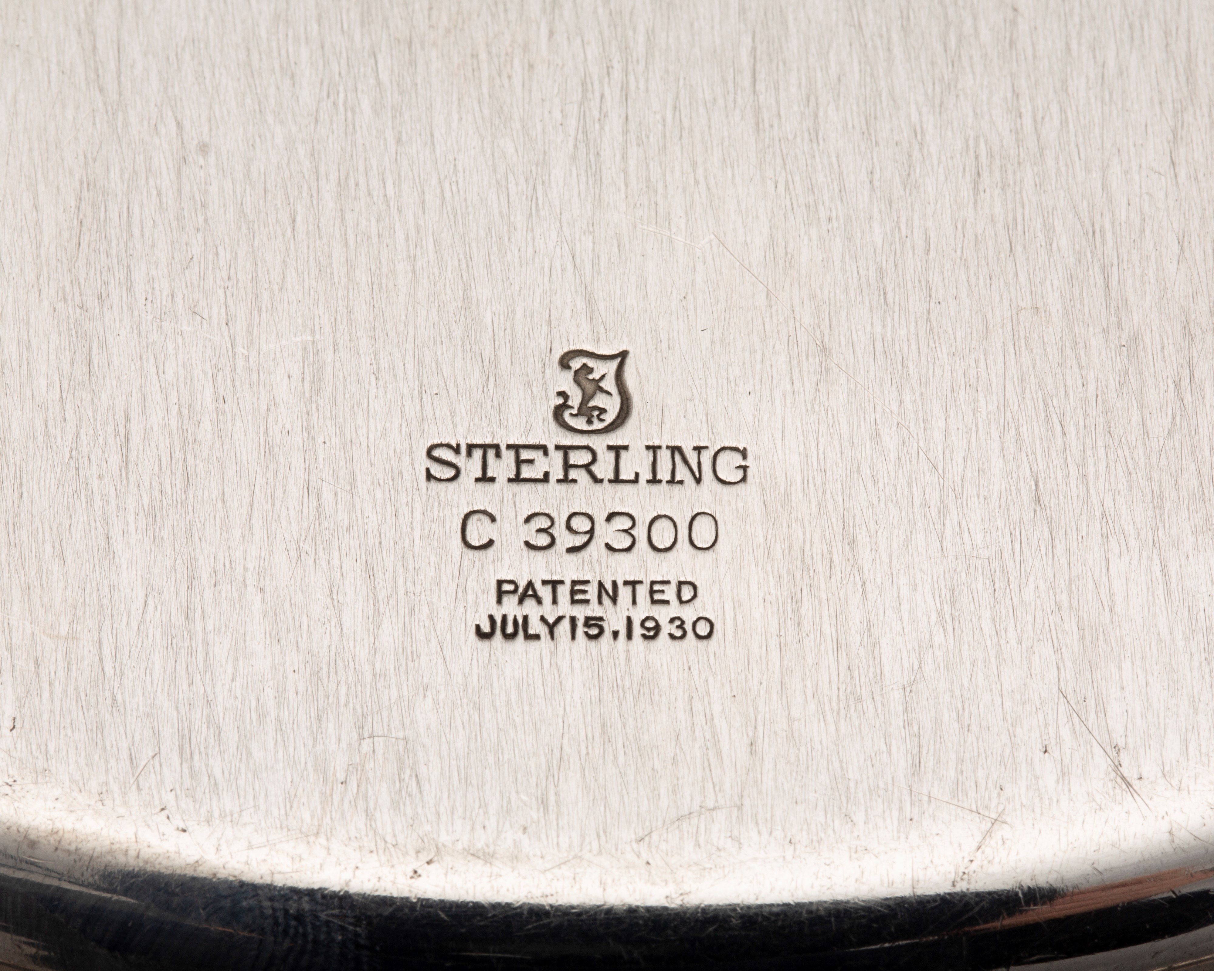 Otto sottopiatti, Chased Diana