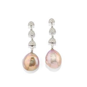 Baroque pearl pendant earrings