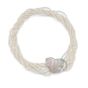 Cultured pearl necklace