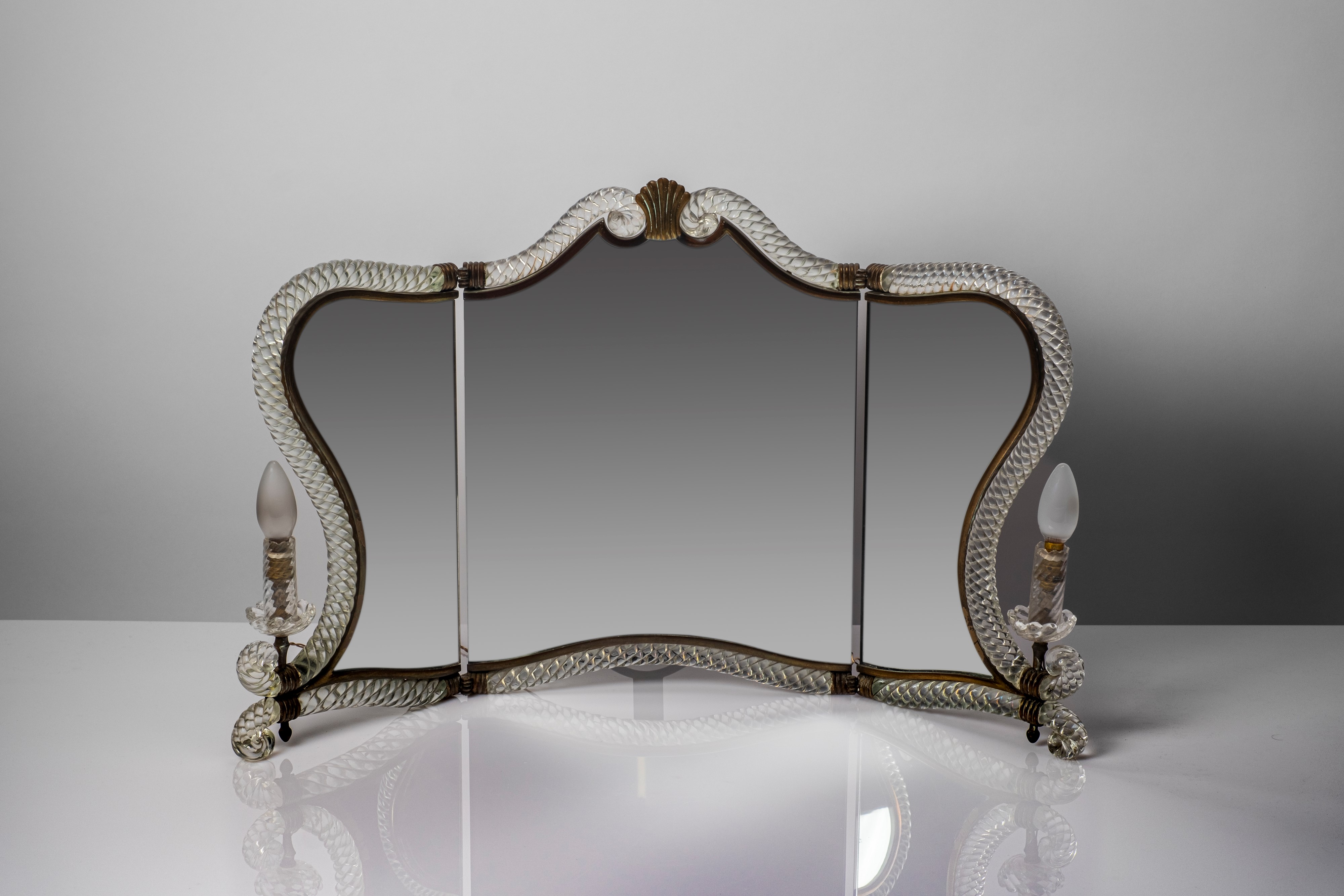 Specchiera modello no. 6490