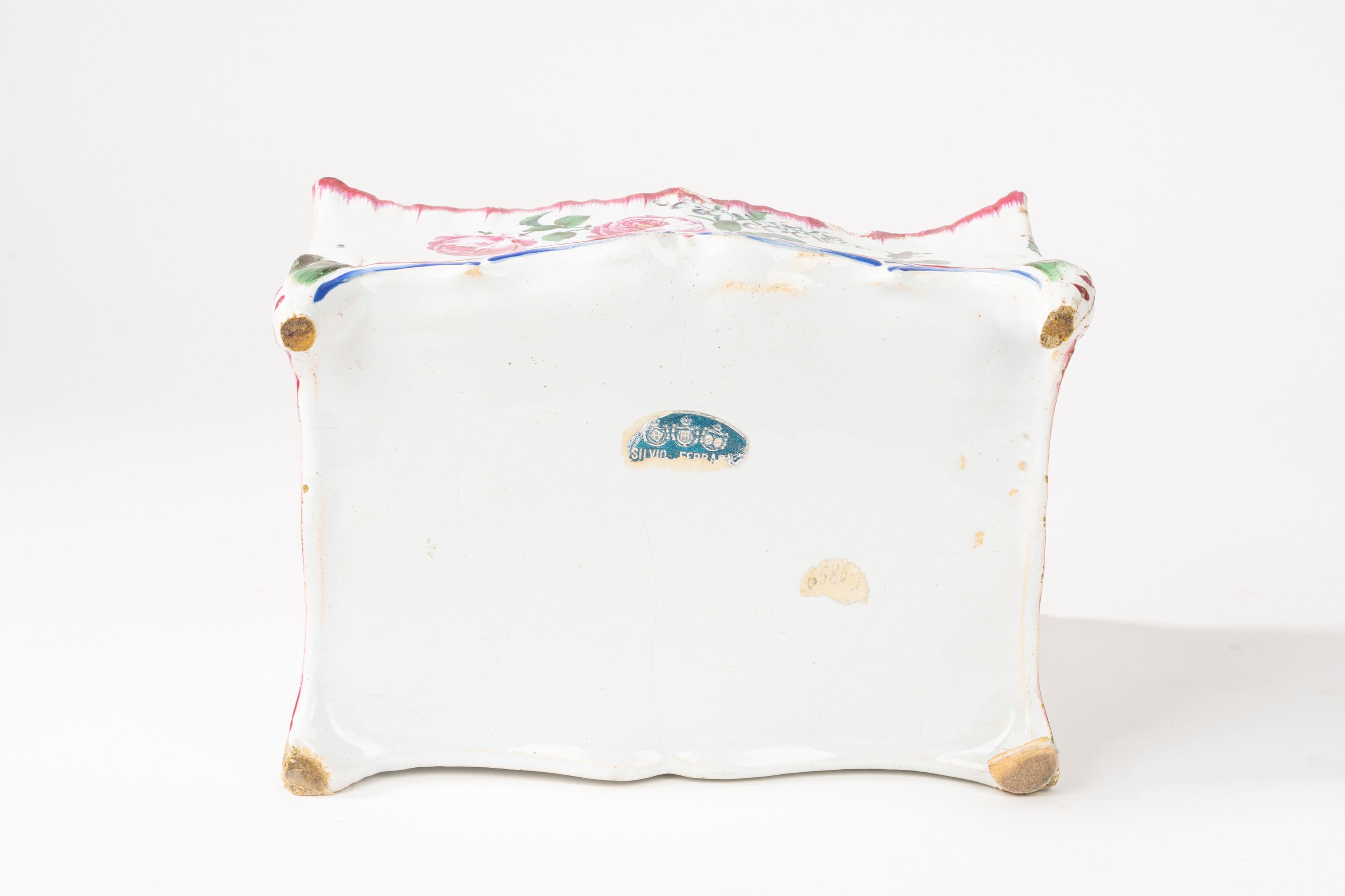 Jardinière in maiolica policroma, Francia, secolo XVIII