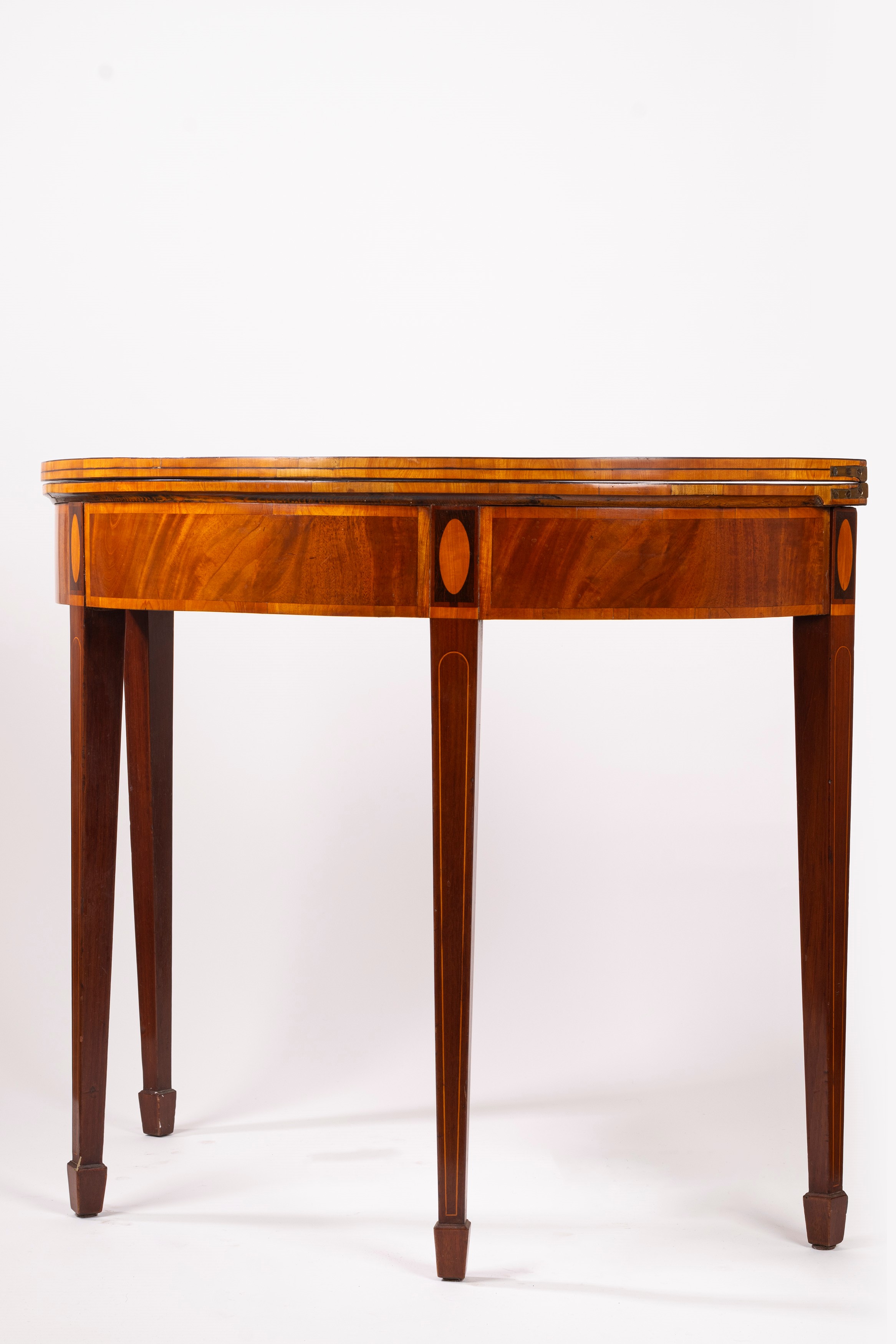 Tavolo da parete demi lune con piano a libro, secolo XIX