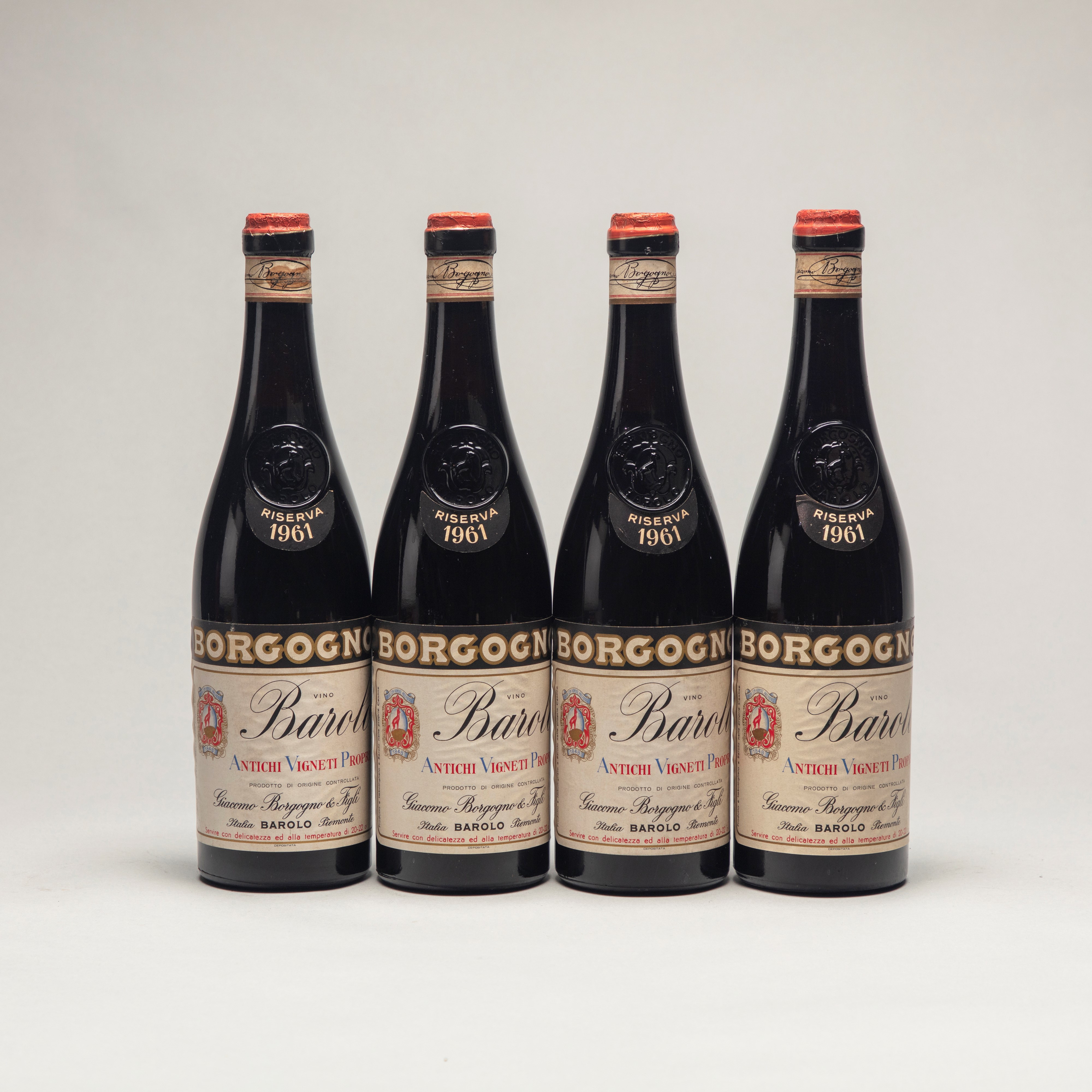 Italia - Giacomo Borgogno, Barolo Riserva (4 BT) 1961 | Vini / Old 