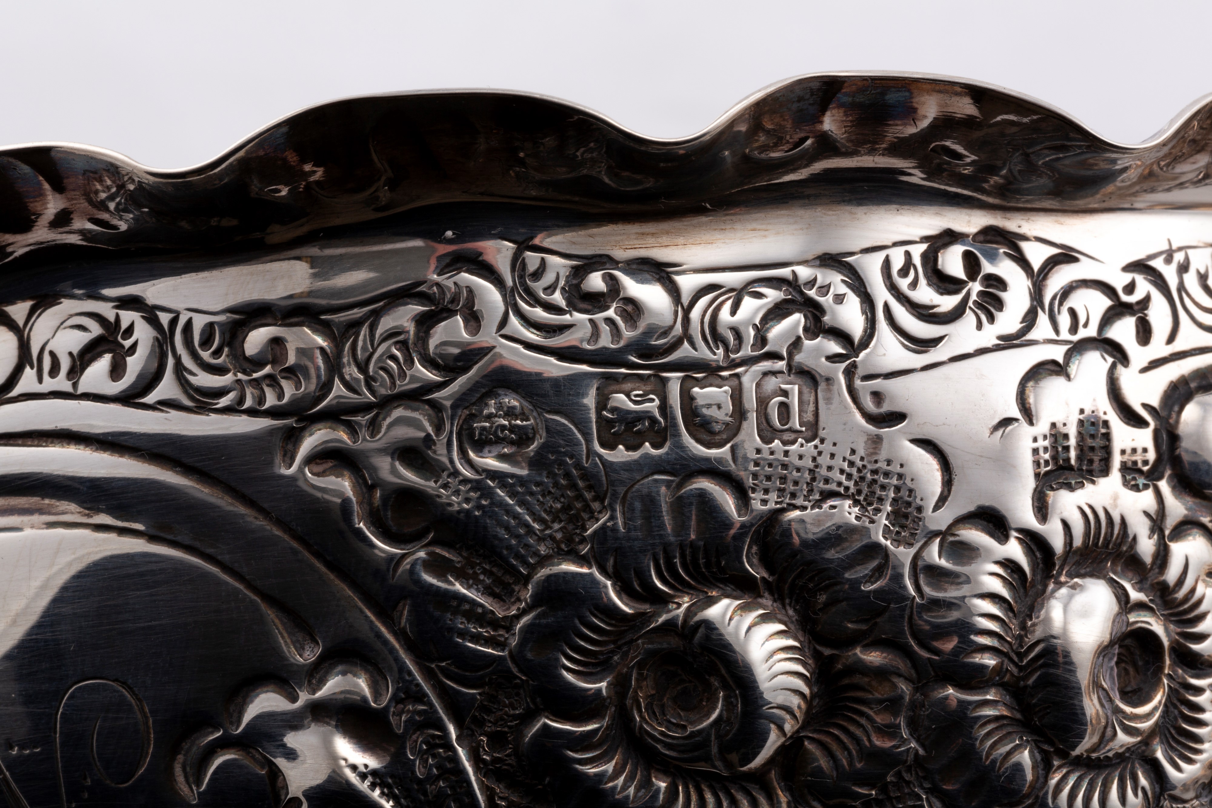 Lotto di quattro oggetti