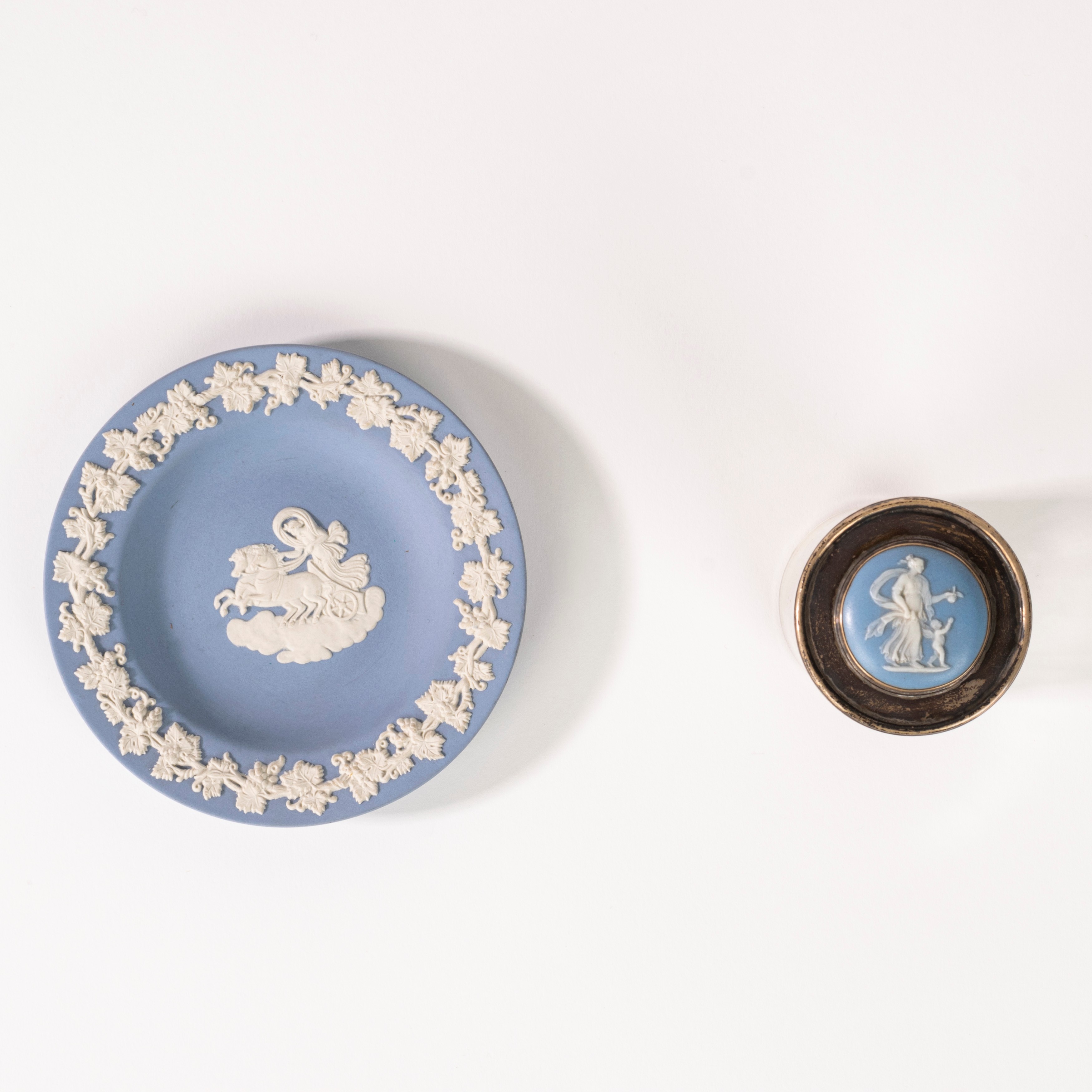 Una Boccetta ed un Piattino, Manifattura di Wedgwood, Secolo XX