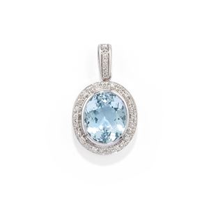 Aquamarine pendant