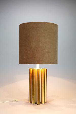  - Lampada da tavolo