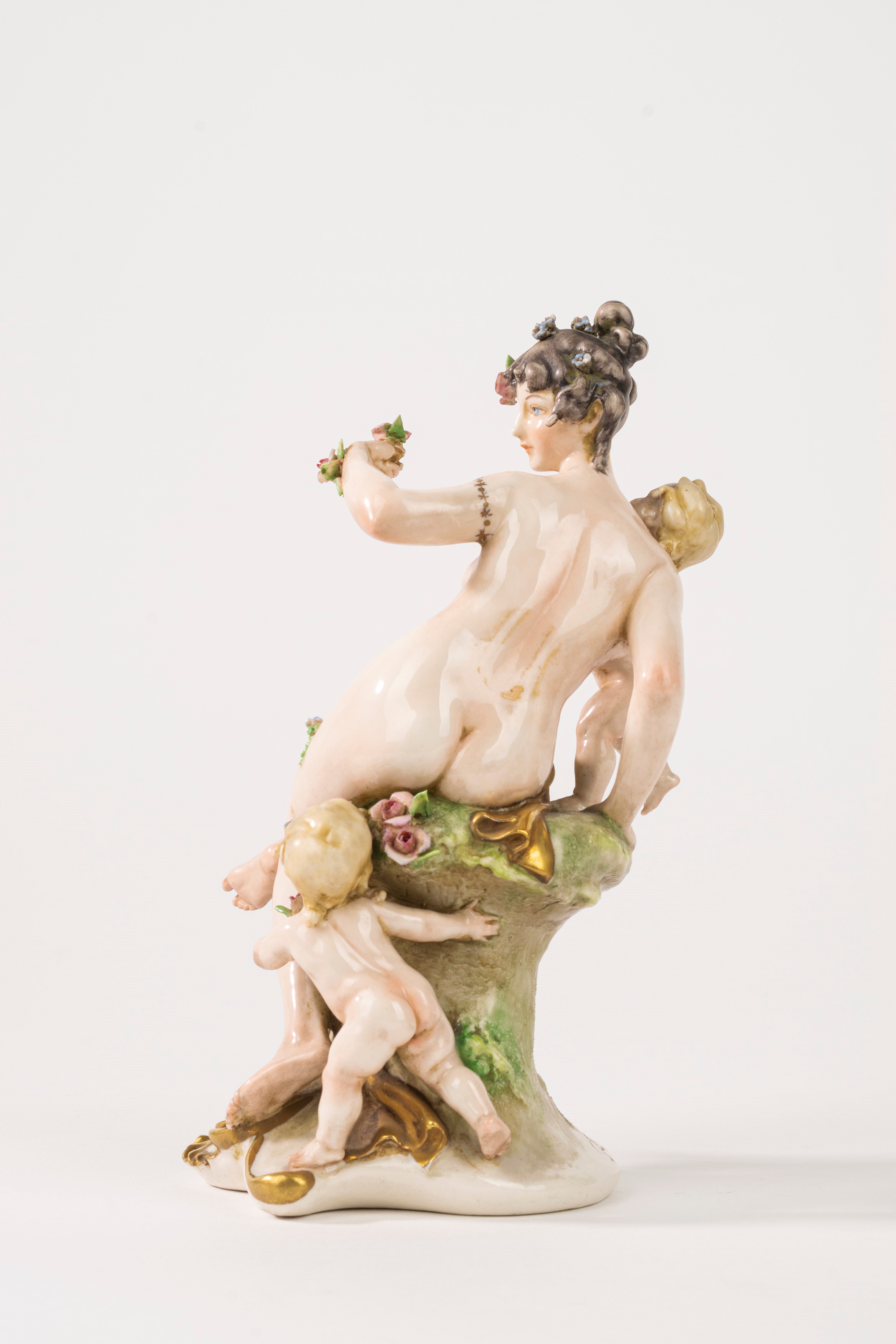 Coppia di Sculture in Porcellana Policroma, Raffiguranti Bacco e Flora, Secolo XX