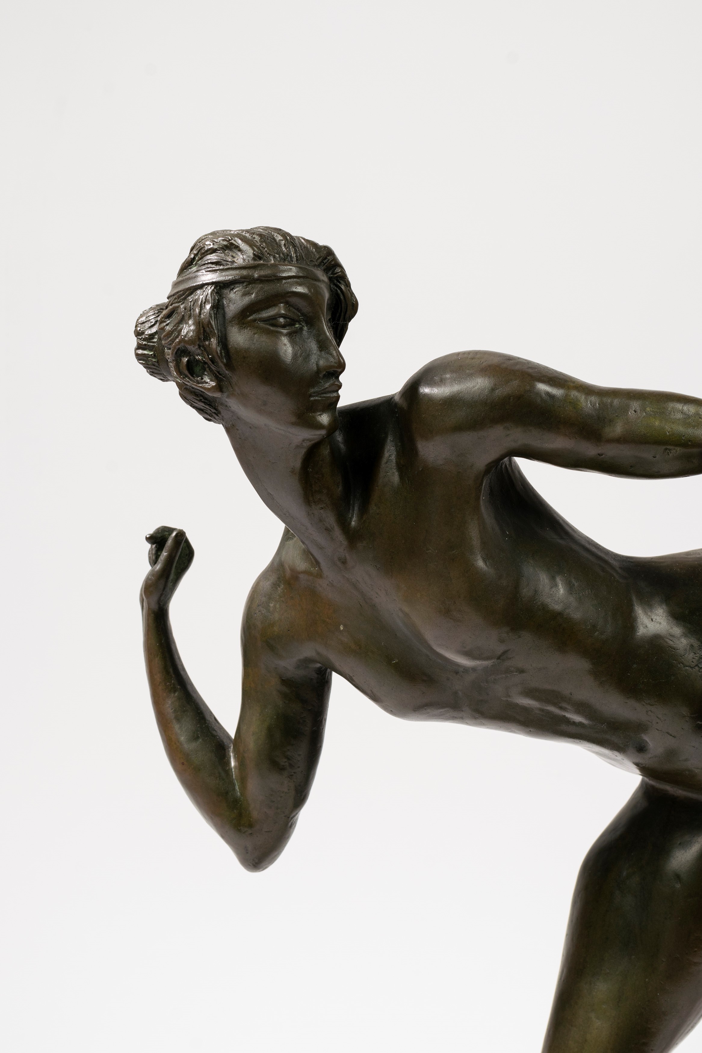 Attribuito a Ferdinand Preiss (erbach 1882 - Berlino 1943) - Amazzone con Arco